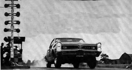 Motor City Dragway - Screaming Gto Source Rg (newer photo)